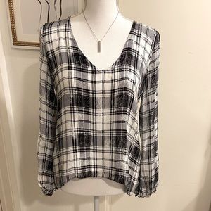 Eight Sixty High-low V-Neck Top